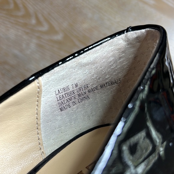 KELSI BY KELSI DAGGER Black Patent Embossed Leather Laurie Platform Pumps - Picture 3 of 11